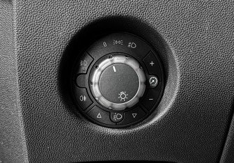 Подержанный автомобиль Opel Corsa 2008 года (22 фото)