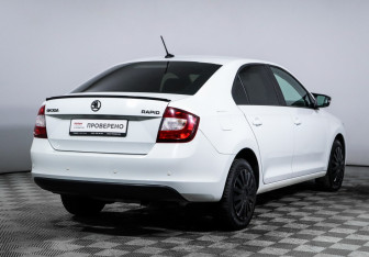 Подержанный автомобиль Skoda Rapid Liftback 2018 года (5 фото)