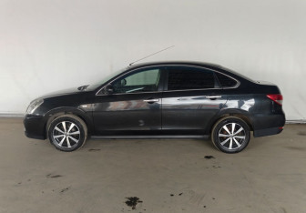 Подержанный автомобиль Nissan Almera Sedan 2017 года (7 фото)