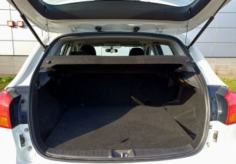 Подержанный автомобиль Mitsubishi ASX 2012 года (10 фото)