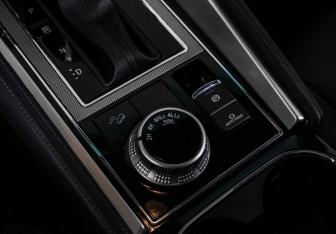 Подержанный автомобиль Mitsubishi Montero Sport 2021 года (19 фото)