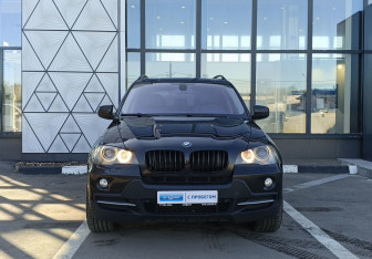 Подержанный автомобиль BMW X5 2007 года (2 фото)