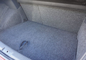 Подержанный автомобиль Volkswagen Golf Hatchback 2011 года (9 фото)