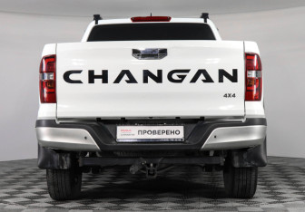 Подержанный автомобиль Changan Hunter Plus 2023 года (6 фото)