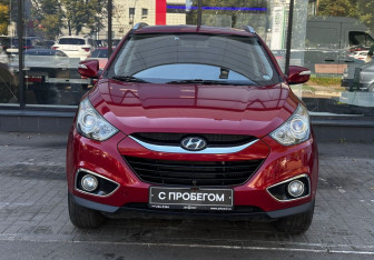 Подержанный автомобиль Hyundai ix35 2010 года (2 фото)