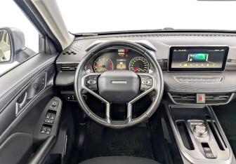 Подержанный автомобиль Haval Jolion 2022 года (21 фото)