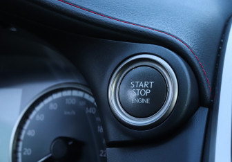 Подержанный автомобиль Lexus NX 2019 года (20 фото)