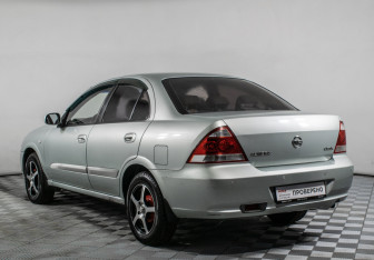 Подержанный автомобиль Nissan Almera Classic 2007 года (7 фото)