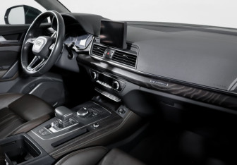 Подержанный автомобиль Audi Q5 2018 года (9 фото)