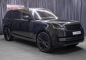 Подержанный автомобиль Land Rover Range Rover 2023 года (3 фото)