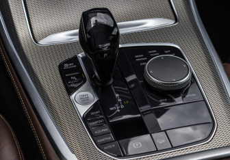 Подержанный автомобиль BMW X5 2019 года (22 фото)