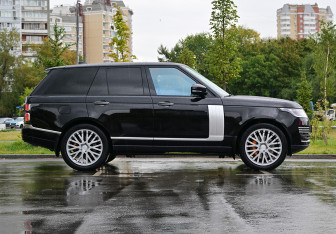 Подержанный автомобиль Land Rover Range Rover 2018 года (4 фото)
