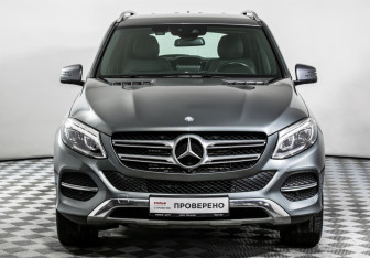 Подержанный автомобиль Mercedes-Benz GLE 2016 года (2 фото)