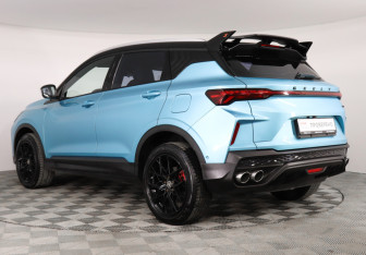 Подержанный автомобиль Geely Coolray 2023 года (7 фото)