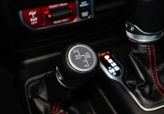 Подержанный автомобиль Jeep Gladiator 2022 года (22 фото)