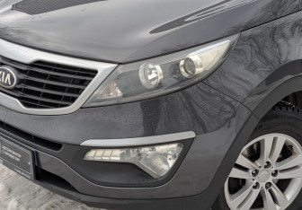 Подержанный автомобиль Kia Sportage 2012 года (17 фото)