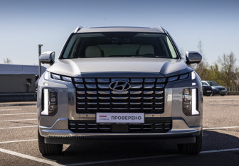 Подержанный автомобиль Hyundai Palisade 2024 года (2 фото)