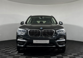 Подержанный автомобиль BMW X3 2019 года (3 фото)
