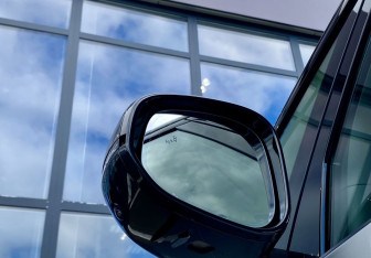 Подержанный автомобиль LiXiang Mega 2024 года (17 фото)