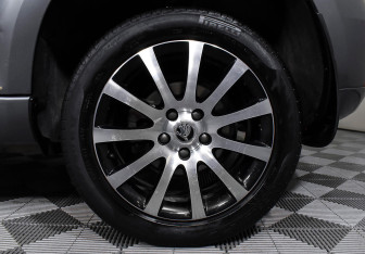 Подержанный автомобиль Skoda Yeti 2016 года (8 фото)