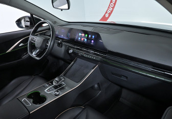 Подержанный автомобиль Omoda C5 2023 года (9 фото)