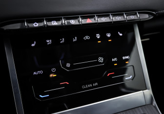 Подержанный автомобиль Chery Tiggo 7 Pro Max 2023 года (21 фото)