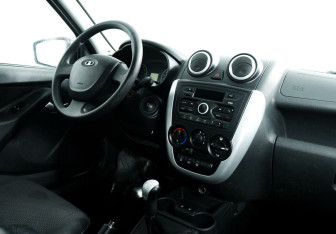 Подержанный автомобиль LADA (ВАЗ) Granta Sedan 2016 года (7 фото)