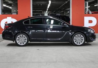 Подержанный автомобиль Opel Insignia Sedan 2014 года (4 фото)