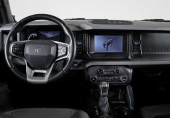 Подержанный автомобиль Ford Bronco 2021 года (12 фото)