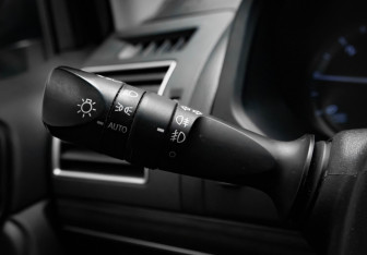 Подержанный автомобиль Toyota Land Cruiser Prado 2020 года (12 фото)