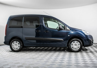 Подержанный автомобиль Citroen Berlingo 2022 года (4 фото)