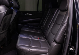 Подержанный автомобиль Cadillac Escalade Suv 2019 года (9 фото)