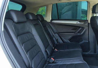 Подержанный автомобиль Volkswagen Tiguan 2021 года (22 фото)