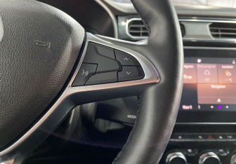 Подержанный автомобиль Renault Arkana 2019 года (16 фото)