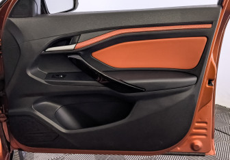 Подержанный автомобиль LADA (ВАЗ) Vesta Wagon 2021 года (25 фото)