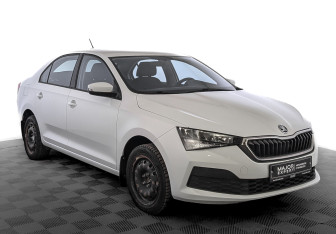 Подержанный автомобиль Skoda Rapid Liftback 2021 года (3 фото)