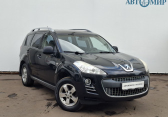 Подержанный автомобиль Peugeot 4007 2011 года (3 фото)