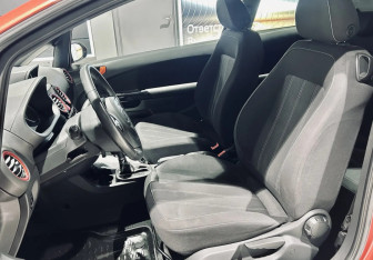 Подержанный автомобиль Opel Corsa 2012 года (9 фото)