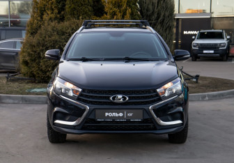 Подержанный автомобиль LADA (ВАЗ) Vesta Wagon 2021 года (2 фото)