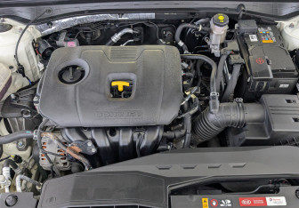 Подержанный автомобиль Kia K5 2021 года (9 фото)