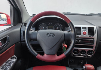 Подержанный автомобиль Hyundai Getz 2008 года (12 фото)