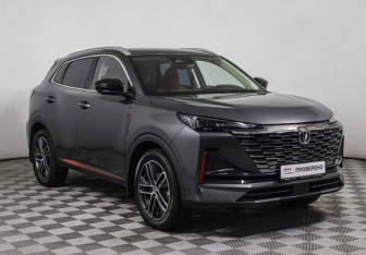 Подержанный автомобиль Changan UNI-S 2024 года (3 фото)