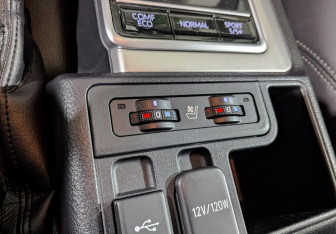 Подержанный автомобиль Toyota Land Cruiser Prado 2020 года (29 фото)