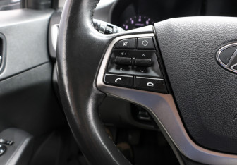 Подержанный автомобиль Hyundai Solaris Sedan 2018 года (20 фото)