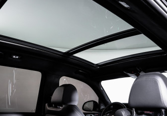 Подержанный автомобиль BMW X7 2019 года (16 фото)