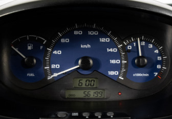 Подержанный автомобиль Chevrolet Spark 2007 года (12 фото)