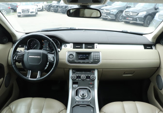 Подержанный автомобиль Land Rover Range Rover Evoque 2012 года (12 фото)