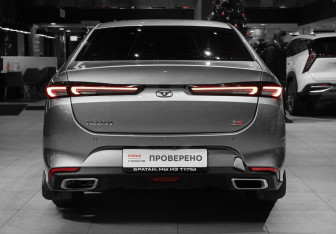 Подержанный автомобиль Kaiyi E5 2023 года (5 фото)