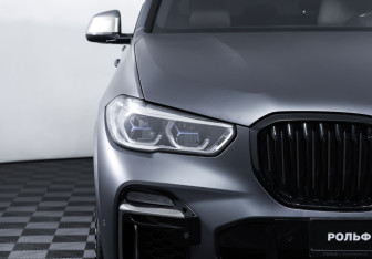 Подержанный автомобиль BMW X5 2019 года (34 фото)