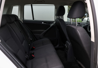 Подержанный автомобиль Volkswagen Tiguan 2015 года (11 фото)